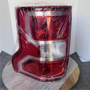 Rear Tail Lights Lamps Driver & Passenger Side Fit For Ford F150 F-150 2018-2020